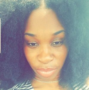 Meet your Posher, Tyesee